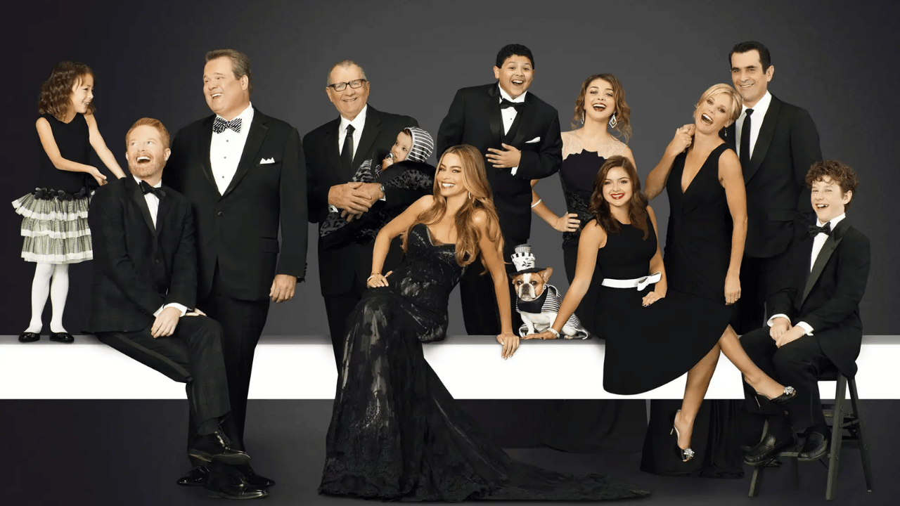 Modern Family Ekibi Yıllar Sonra Yeniden Buluştu: Setten Eve Uzanan Bağlar